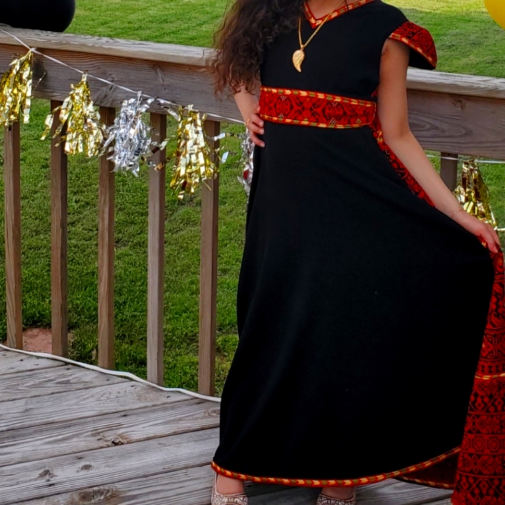Palestinian Thoub dress